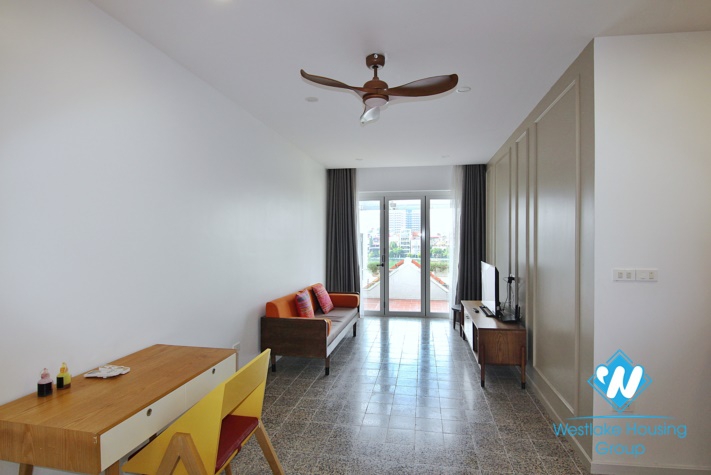 Nice design 02 bedrooms apartment with lake view for rent near Sheraton Hotel
