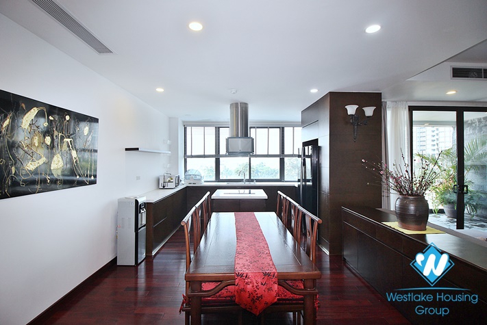 04 bedrooms apartment in alley 12 Dang Thai Mai st, Tay Ho District for rent