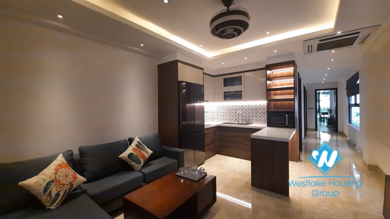 2 bedroom apartment for rent near Vincom Ba Trieu.