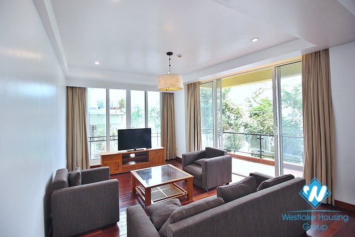 Lake view 03 bedrooms apartment with big balcony for leasing  in Tay Ho area