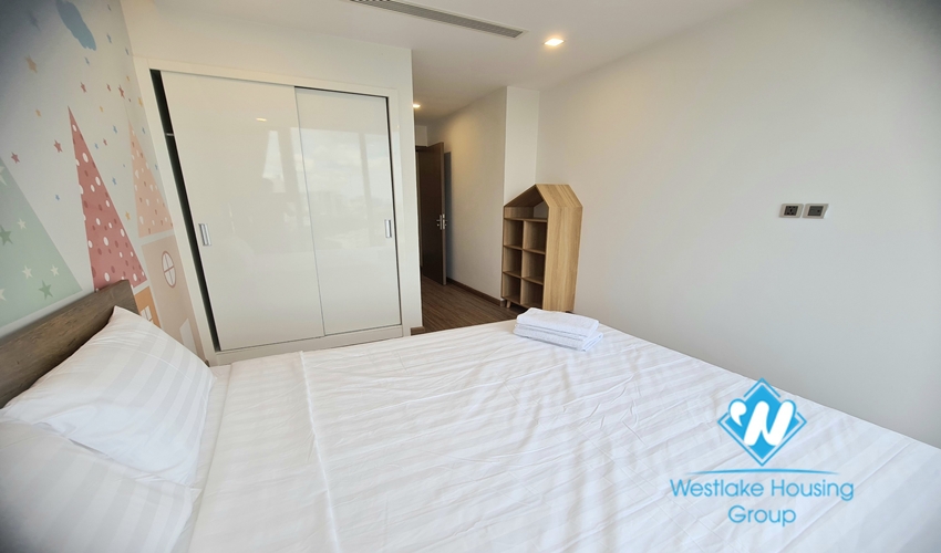 3 bedroom apartment for rent at M3 Vinhome Metropolis, Ba Dinh.