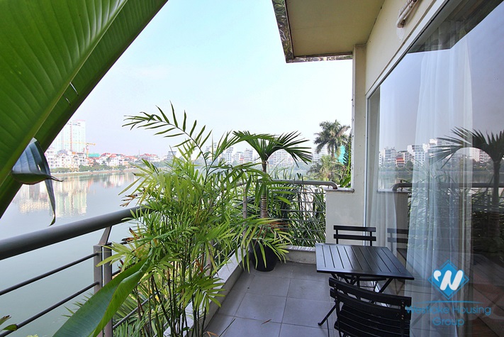 Beautiful 5th floor apartment on Tu Hoa street, Tay Ho District 
