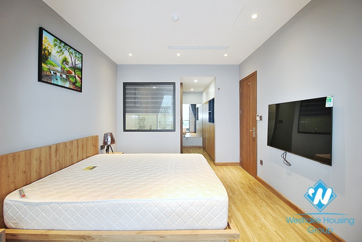 A lovely two bedroom apartment for lease in Nghi Tam st, Tay Ho