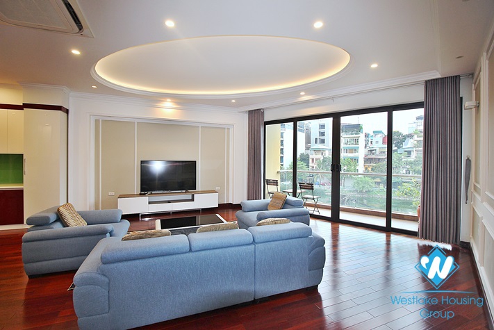 Spacious and lake view 2beds apartment for rent in Vu Mien st, Tay Ho