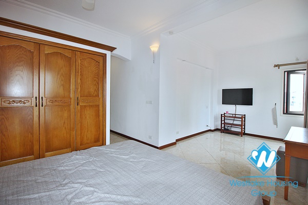 Spacious 3 bedroom apartment for rent in Dang thai mai, Tay ho