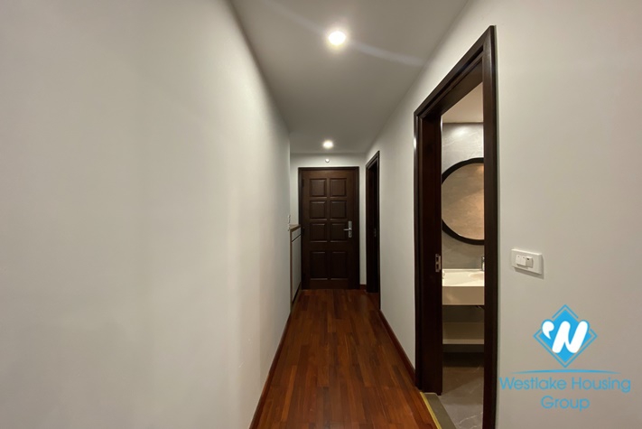 Fully furnished apartment for lease in Kim Ma st, Ba Dinh district.