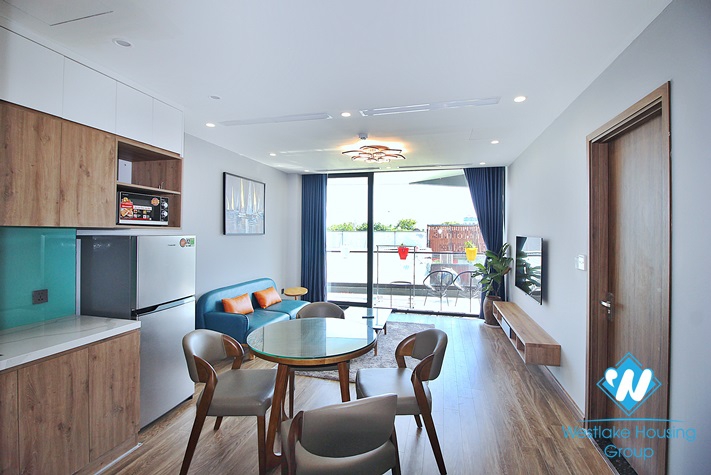 A cutie 2 bedrooms apartment for rent in Nghi Tam st, Tay Ho