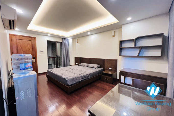 Studio bright apartment for rent in Kim Ma st,Ba Dinh district.