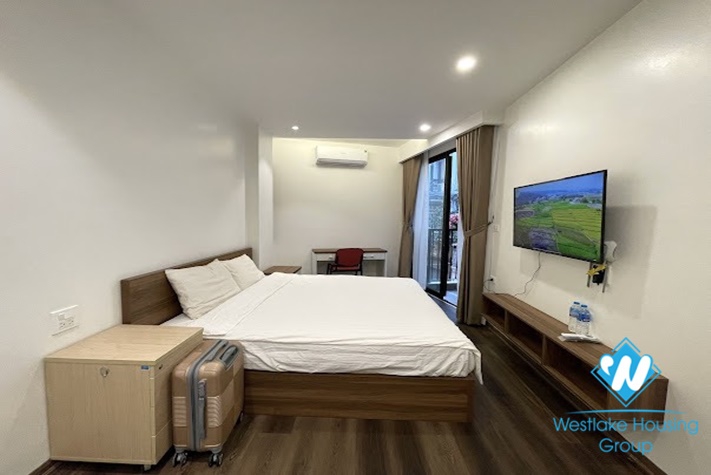 Brand new studio apartment for rent in Hoang Hoa Tham st, Ba Dinh district.