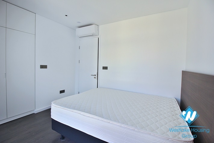 A newly 3 bedroom apartment for rent in To ngoc van, Tay ho