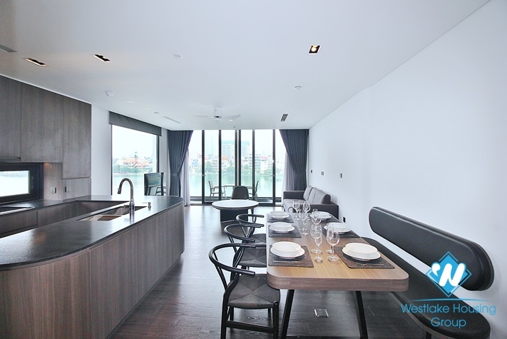 Luxury and lake view 2 bedrooms apartment for rent in Tu Hoa st, Tay Ho