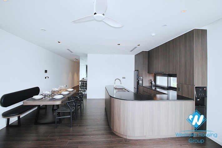 Luxury 2 bedroom apartment for rent in Tu Hoa st, Tay Ho district.