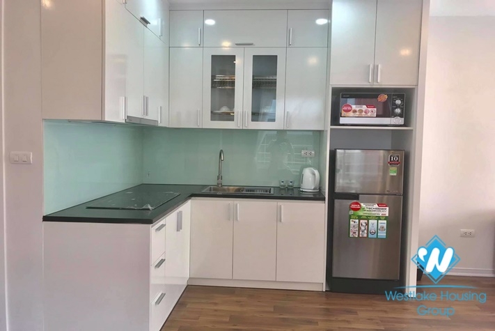 A brand new Studio apartment for rent in Lac Long Quan st, Tay Ho district.