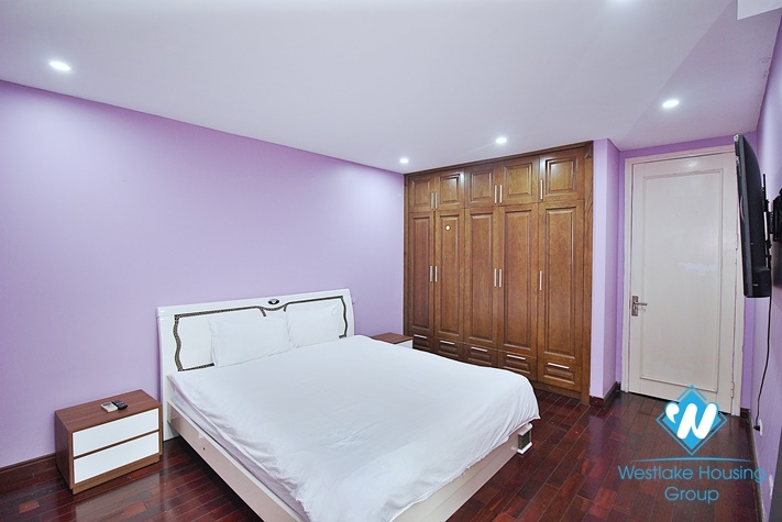 Lake view serviced 3 bedroom apartment for rent in  Tay Ho district.