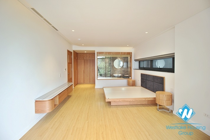 New and quality apartment with big balcony for rent in Au Co st, Tay Ho District 
