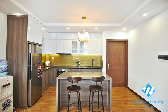 Bright 2 bedrooms apartment for rent in Tay Ho area, Ha Noi