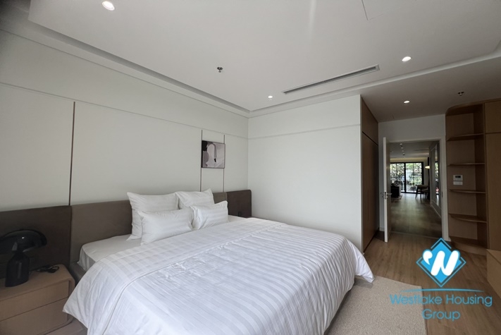 Luxury 2 bedroom apartment for rent in Hoan Kiem district.