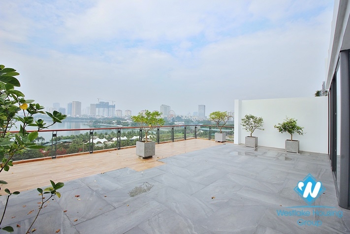 High-end 2 bedrooms apartment with huge balcony for rent in Tay Ho, Ha Noi