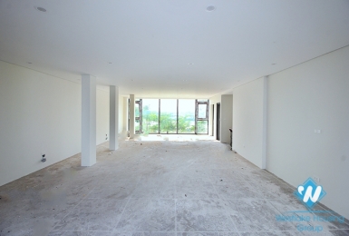 Lake view and bright office for rent in Tay Ho, Ha Noi
