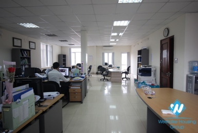 Nice office for rent in Xuan dieu, Tay ho, Hanoi