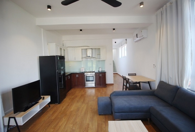 Good valued duplex apartment for lease on Au Co street, Tay Ho, Hanoi