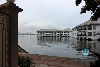 Lake view, Nice house for rent in Tay Ho.