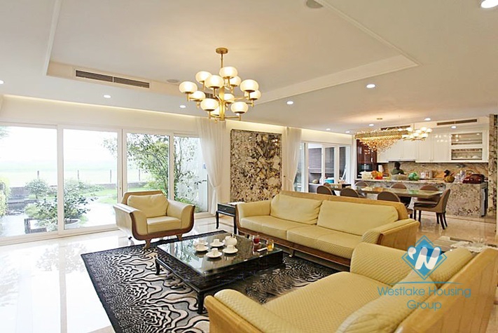 A beautiful duplex apartment with 2 bedrooms for rent in Xuan Dieu street, Tay Ho, Ha Noi