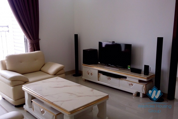 Two bedrooms apartment in Vincom Nguyen Chi Thanh for rent