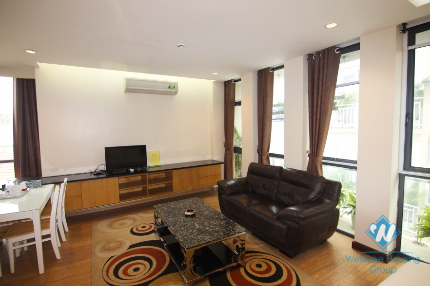 Nice and clean apartment for rent in near Lotte building, Ba Dinh district 