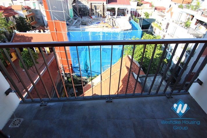 New and quality apartment with 02 bedrooms for rent in Tay Ho area 