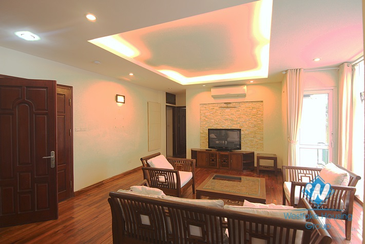 Cosy 02 bedroom apartment for rent in Truc Bach area, Ba Dinh, Hanoi
