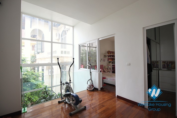 Modern and high quality house for rent in Tay Ho area