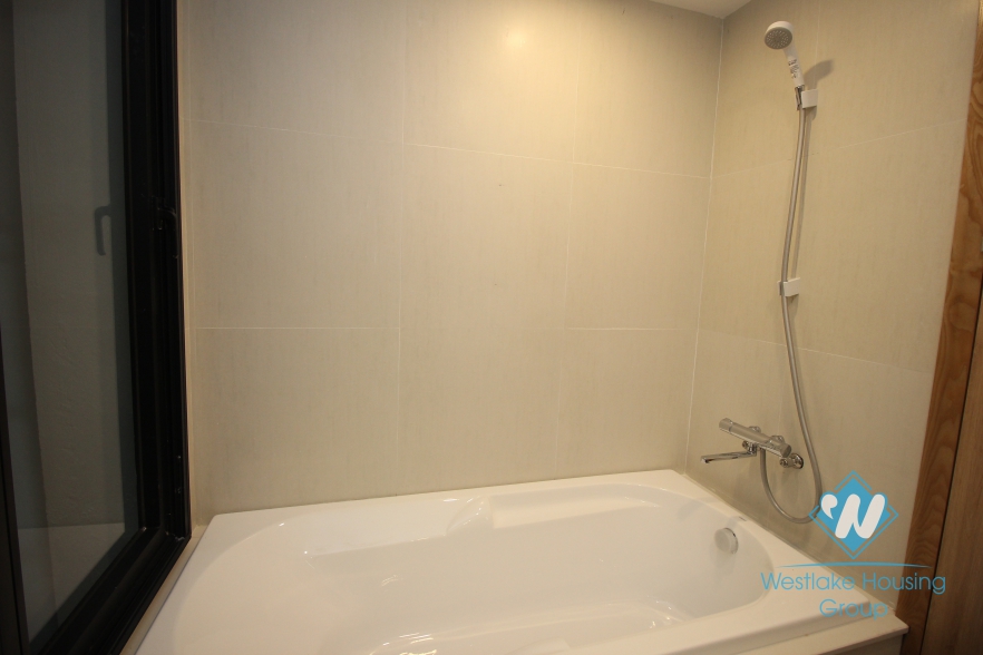 Newly serviced apartment for rent in Hoang Quoc Viet st