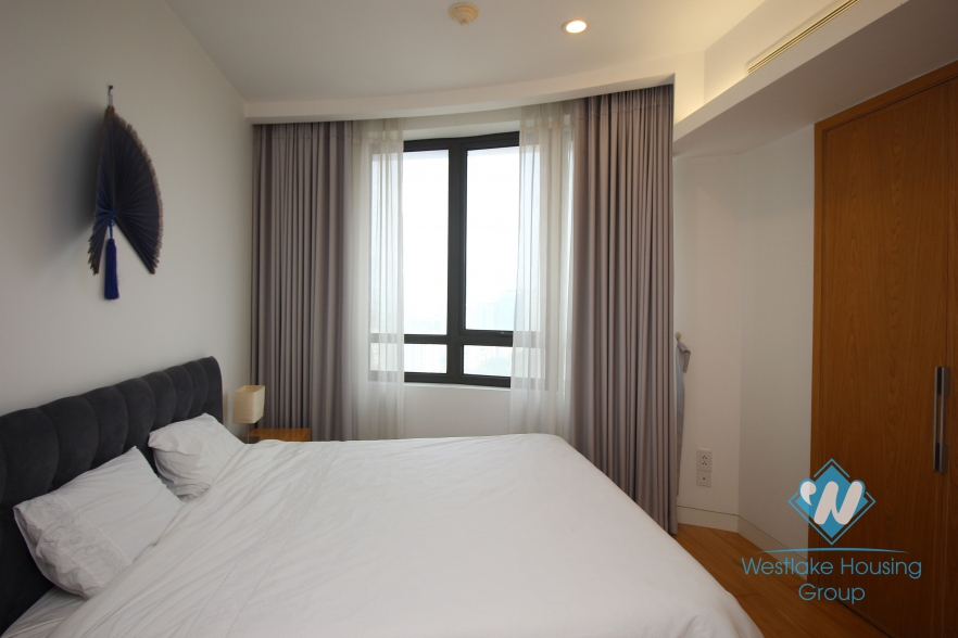 Nice three bedrooms apartment for rent in Indochina Tower