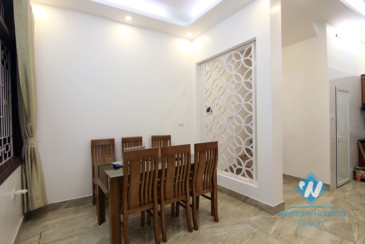 A cheap house for lease in Tay ho, Ha noi