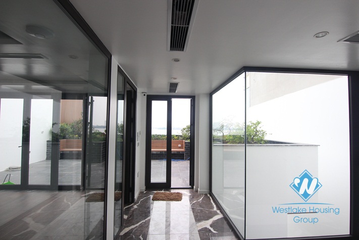 Gorgeous villa for rent on the lake side of Westlake, Tay Ho