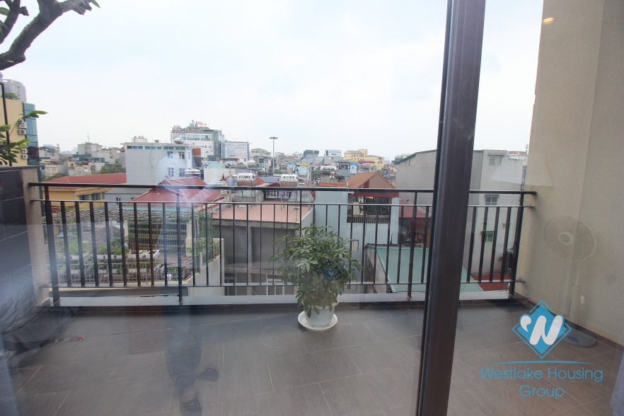 Luxury and elegant studio one bedroom serviced apartment for rent in Dong Da District