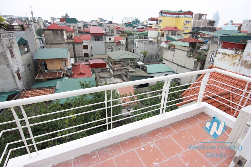 Brandnew, lakeside apartment for rent in Yen Phu village, Tay Ho, Hanoi