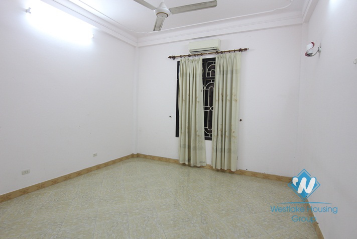 Good quality unfurnished house for rent in Tay Ho, Hanoi