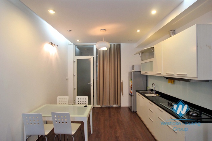 Modern studio for rent in Dang Thai Mai st, Tay Ho, Ha Noi