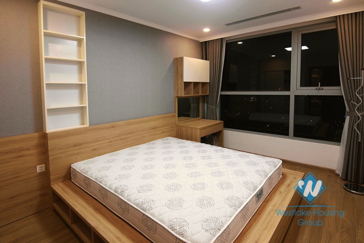 Modern 2 bedrooms apartment for rent in Vinhome Gardenia, Nam Tu Liem district, Ha Noi