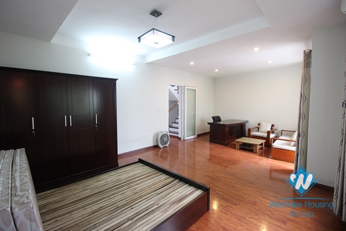 Affordable house for rent in Tay Ho area, Hanoi.
