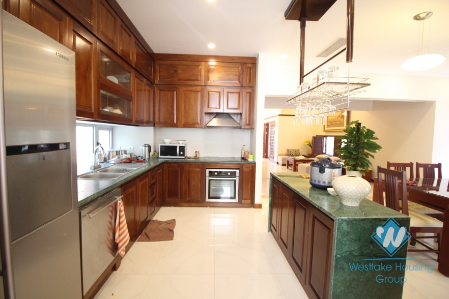 Beautiful house with 4 bedrooms for rent in Quang an ward, Tay Ho district