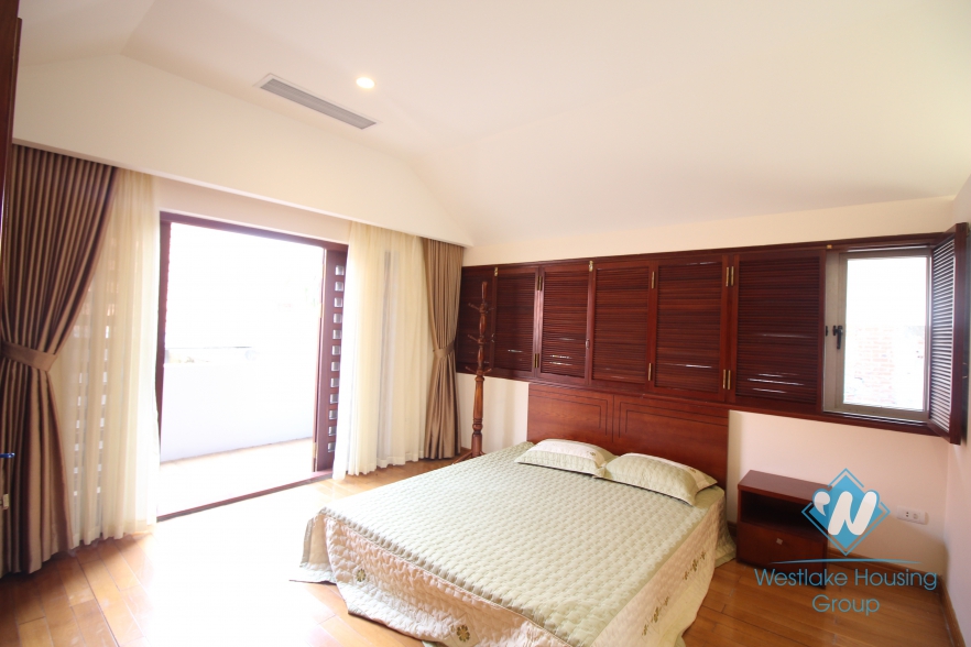 Beautiful house with 4 bedrooms for rent in Quang an ward, Tay Ho district
