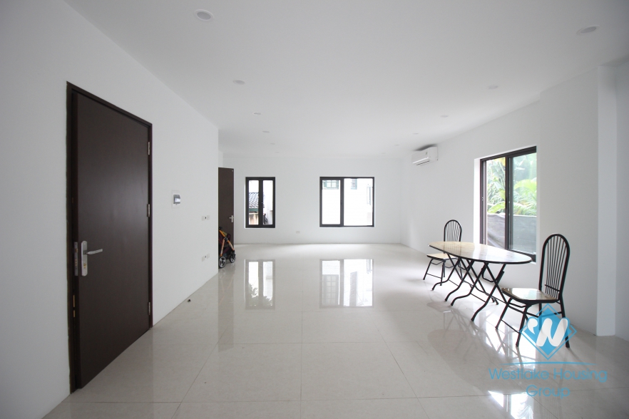 Ideal office for rent on To Ngoc Van, Tay Ho
