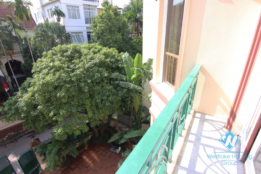 A lovely house with garden, high ceiling and lots of light available for rent in Tay Ho
