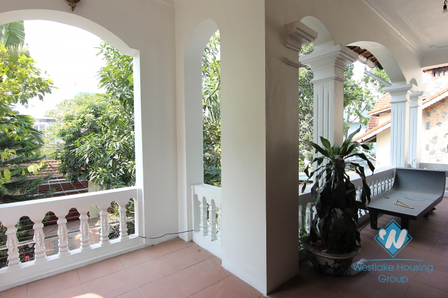 Large garden house available for rent on Au Co street, Tay Ho, Hanoi- unfurnsihed.