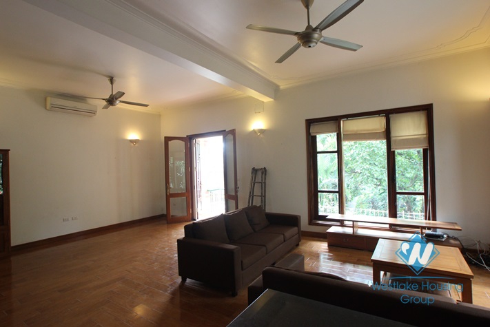 Beautiful house with big courtyard and swimming pool for rent in Xuan Dieu Street, Tay Ho District, Ha Noi