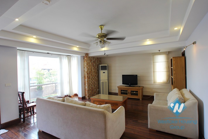 Beautiful apartment for rent in Yen Phu, Tay Ho District, Ha Noi