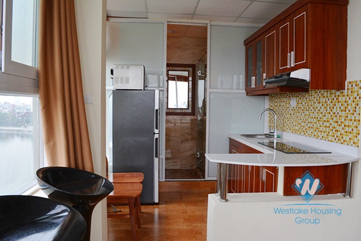 Lakeview studio apartment for rent on Quang An, Xuan Dieu -Tay Ho-Ha Noi